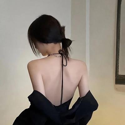 收集男人的女人 海报